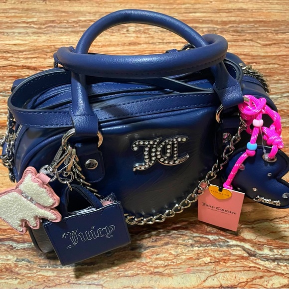 Juicy Couture - Picture 7 of 10